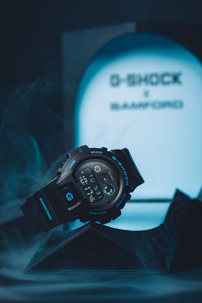 時計 CASIO G-SHOCK x Bamford DW6900 G-Shock X Bamford DW-6900BWD: Unlike the Moonswatch, people